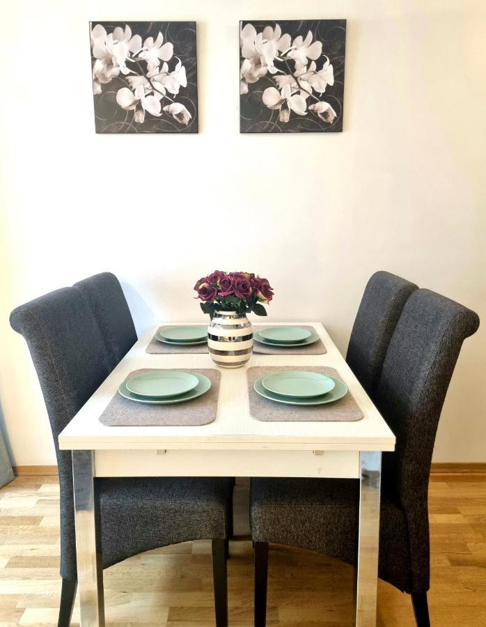 Demims Apartments Lillestrom - Central Location & Parking Bagian luar foto